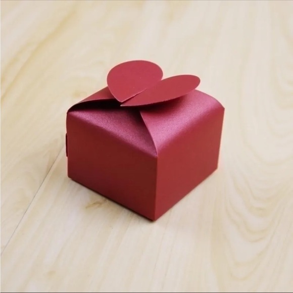 25 Piece 3” x 1.5” Heart Gift Boxes-Buy Now - Picture 4 of 4
